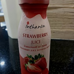 น้ำสตรอร์เบอร์รี่(ตราอินทนิล)