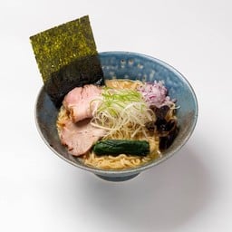 ราเม็งซุปกระดูกหมูซอสโชยุ