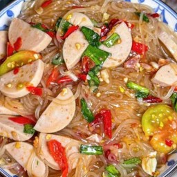 ตำเส้นเล็กหมูยอปลาร้า