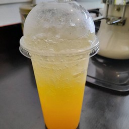 สับปะรดโซดา