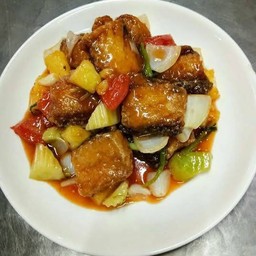 ปลาพงผัดเปรี้ยวหวาน