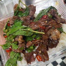 ข้าวกระเพราเนื้อ