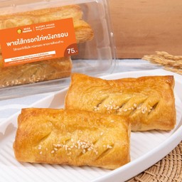 พายไส้กรอกไก่หนังกรอบ