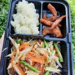 set box ตำไทย+ข้าวเหนียว+หมูทอด