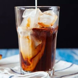 โกปี้นม (เย็น)