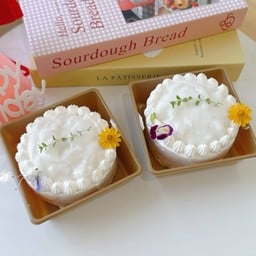 Coconut cake box