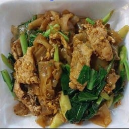 ผัดซีอิ๊วหมูชิ้น