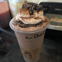 Cookie and cream_ CHOCOLATE _