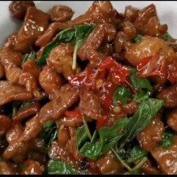 ข้าวราดกระเพราหมูทอด+ดาว(เมนูแนะนำ)