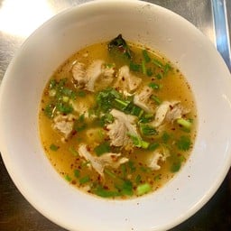 ต้มแซ่บกระดูกอ่อนหมู