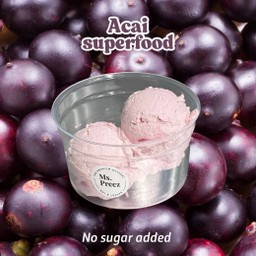 Acai greek yogurt superfood