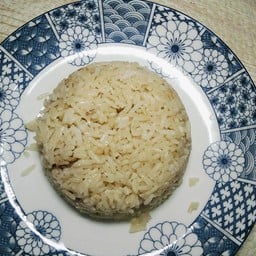 อิ่มจัน ข้าวมันไก่ ไก่ต้มน้ำปลา