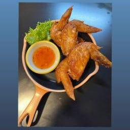 ปีกไก่ทอดน้ำปลา