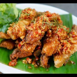 ปลากระพงราดพริก