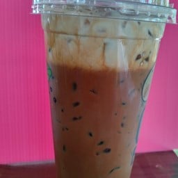 กาแฟ ตากะยาย หน้าบัณฑิตเอเชีย