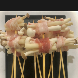 หมูสามชั้นพันเห็ดชิเมจิ