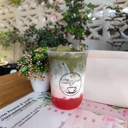 บ้านกาแฟและงานฝีมือ coffee house & crafts