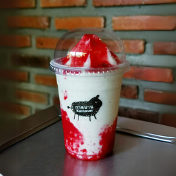 นมสด ซอสแยมสตรอว์เบอร์รี (ปั่น)