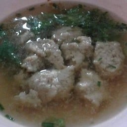 ต้นเลือดหมูสับล้วน