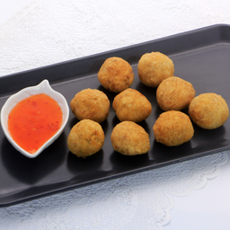 ลูกชิ้นกรอบ