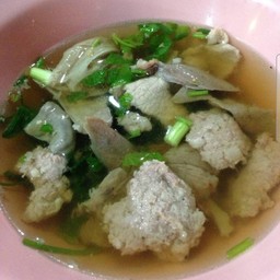 ต้นเลือดหมู (หมู,หัวใจ,เลือด)