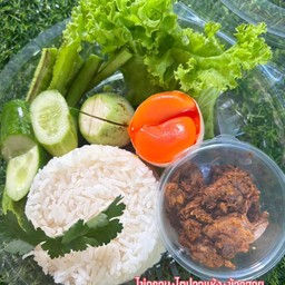 ไตปลาแห้ง ไข่ครอบ-ราดข้าว