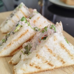 แซนวิชทูน่า