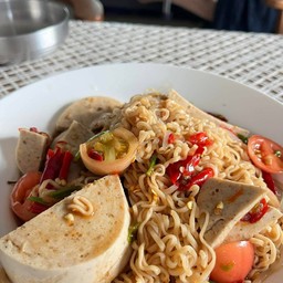 ตำมาม่าหมูยอ