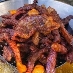 เนื้อแดดเดียวทอด