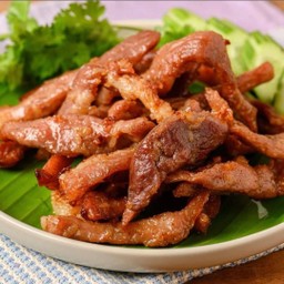 หมูทอดแดดเดียว