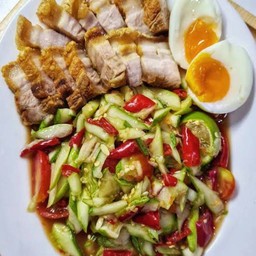 ตำแตง-หมูกรอบ ไข่ต้ม