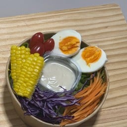 สลัดผัก&ผลไม้สด (พร้อมทาน)