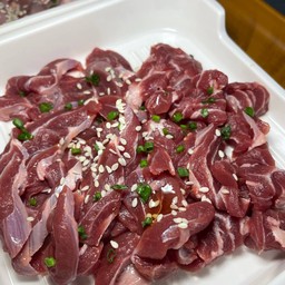 น่องลาย