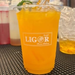 น้ำส้มคั้น