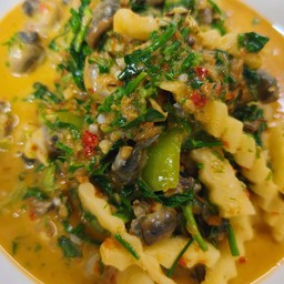 แกงคั่วหอยขม