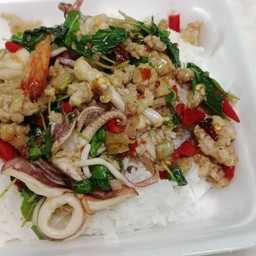 ข้าวกะเพรารวม