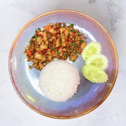 ข้าวราดคั่วพริกเกลือ