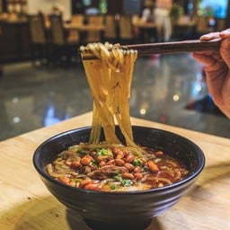 หนึบหนับหม่าล่าเส้นมันเทศ+เนื้อวัวชายโครง