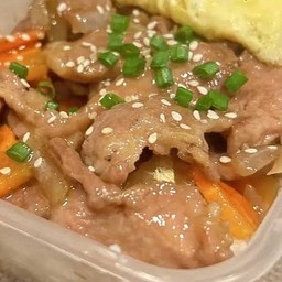 หมูผัดซอสเทริยากิไข่ข้น (ราดข้าว)