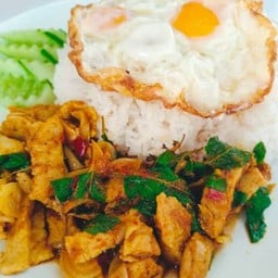 กะเพราหัวโค้ง