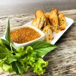 ปอเปี๊ยะทอด พ.หม่ำ ปากช่อง