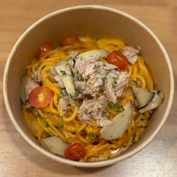 สปาเก็ตตี้ทูน่าเห็ดซอสครีมมะเขือเทศ