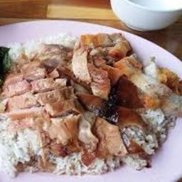 ข้าวขาหมู + หมูกรอบ