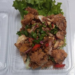 ยำไก่แซ่บ (ไร้กระดูก)