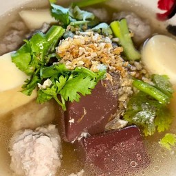 ต้มเลือด เต้าหู้ หมูสับ
