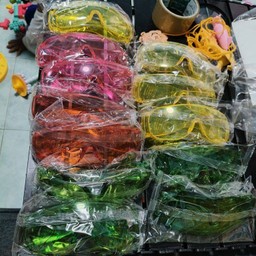 แว่นตากันน้ำ