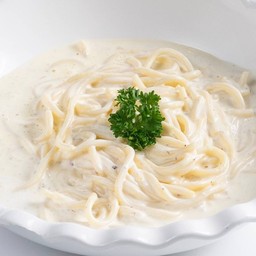 สปาเก็ตตี้คาโบนาร่าแฮม