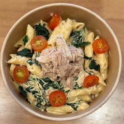 เพนเน่ทูน่าครีมผักโขม