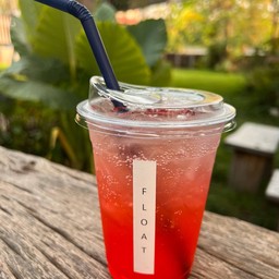 สตรอวเบอร์รี่โซดา