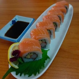 Salmon Roll 7คำ